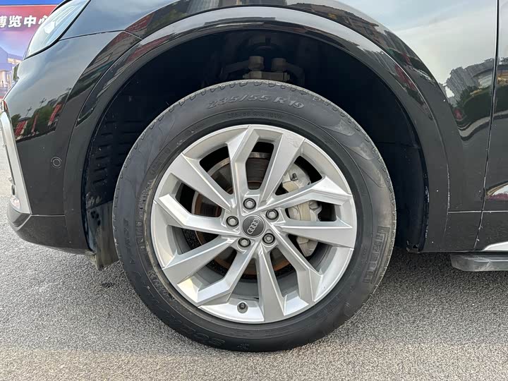 Audi Q5L 2021 2021款 40 TFSI 豪华动感型