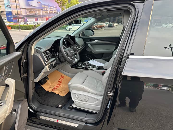 Audi Q5L 2021 2021款 40 TFSI 豪华动感型