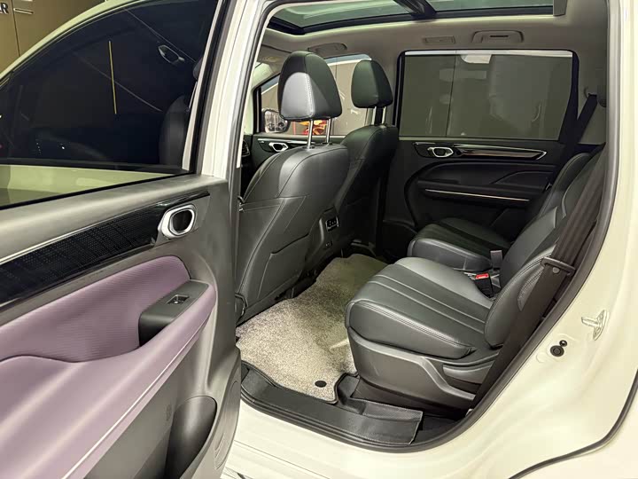 GAC Trumpchi M6 2024 2024款 MAX 270T WDCT 尊荣版