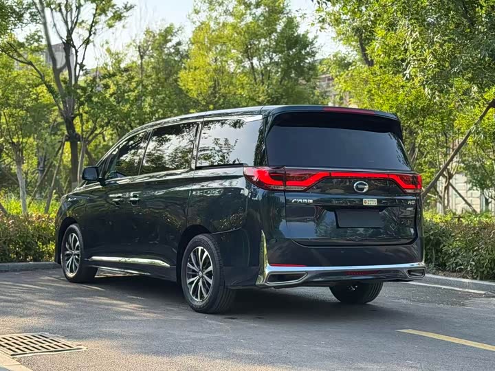 Фото 4 - GAC Trumpchi M8