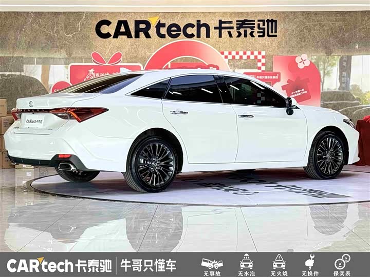 Фото 4 - Toyota Avalon