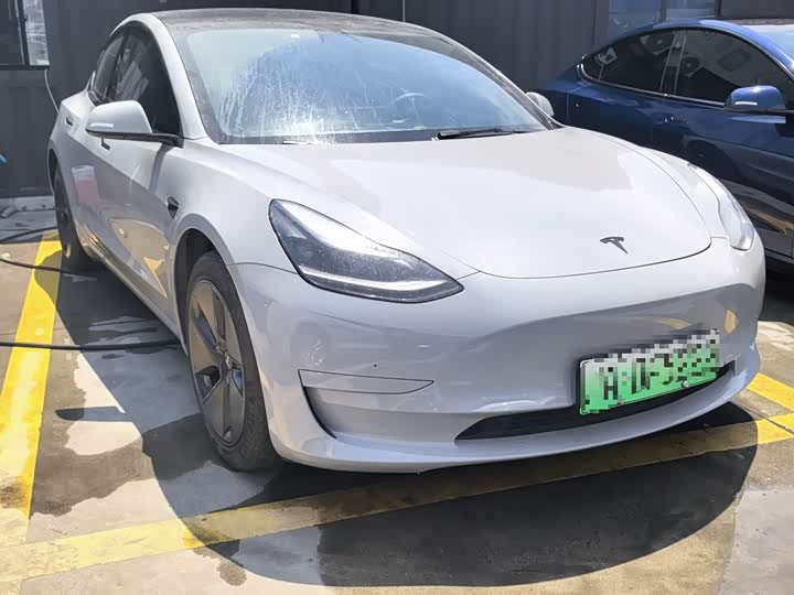 Zdjęcie 2 - Tesla Model 3