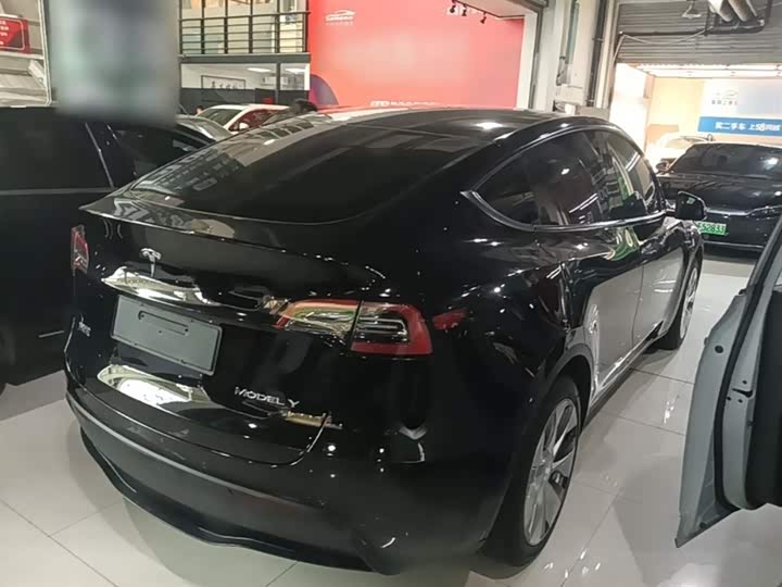 Tesla Model Y 2022 2022款 改款 后轮驱动版