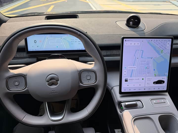 Фото 8 - Nio EC6