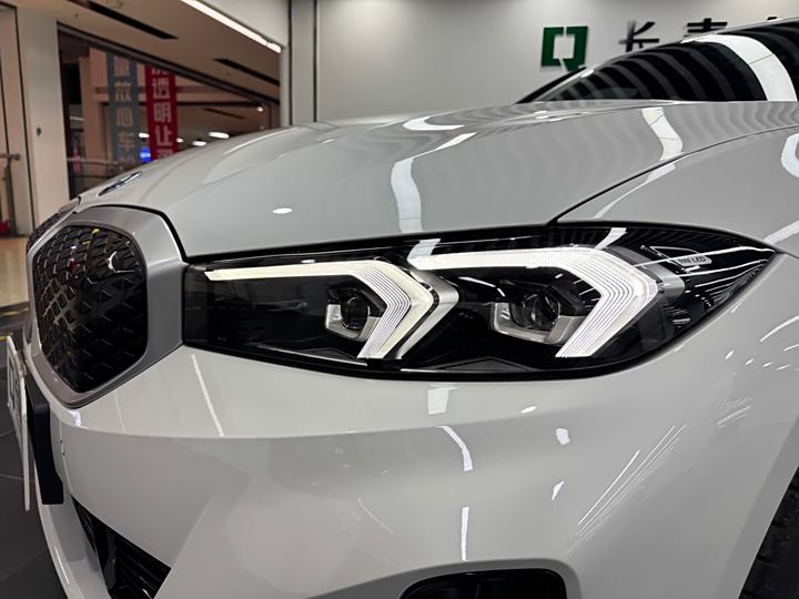 Фото 15 - BMW i3