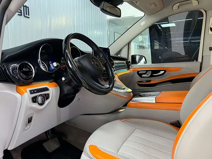 Mercedes-Benz V-Class 2022 2022款 V 260 L 长轴距豪华版