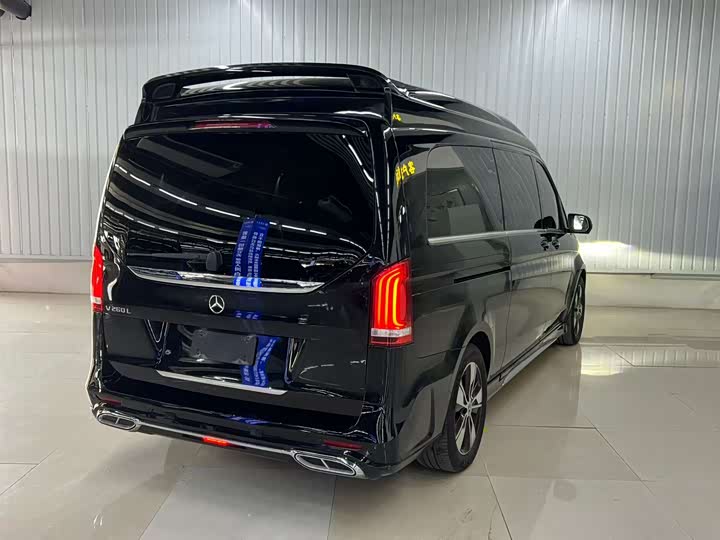 Mercedes-Benz V-Class 2022 2022款 V 260 L 长轴距豪华版