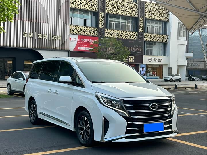 Фото 3 - GAC Trumpchi M8