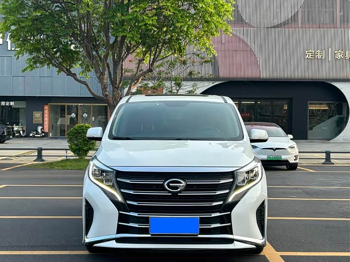 Фото 4 - GAC Trumpchi M8