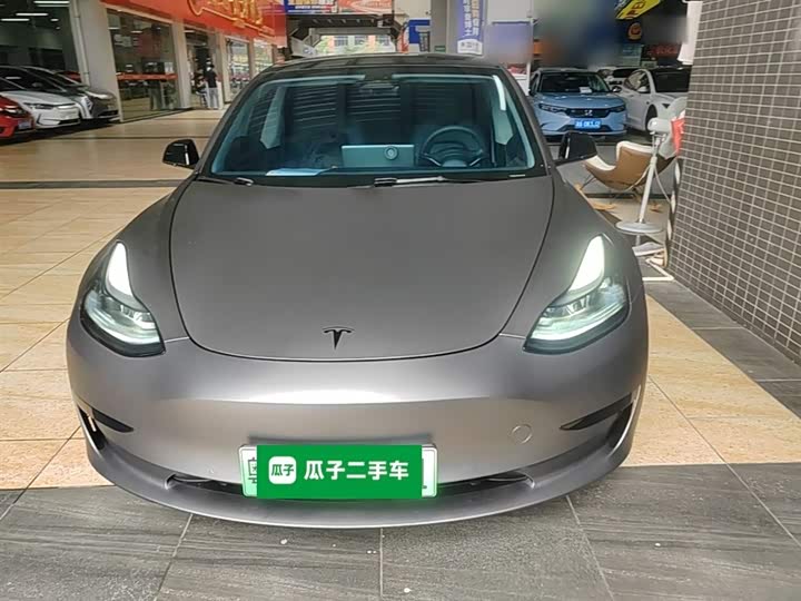 Zdjęcie 3 - Tesla Model 3
