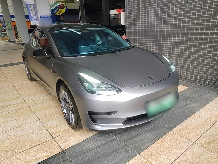 Zdjęcie 4 - Tesla Model 3