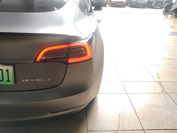 Zdjęcie 8 - Tesla Model 3