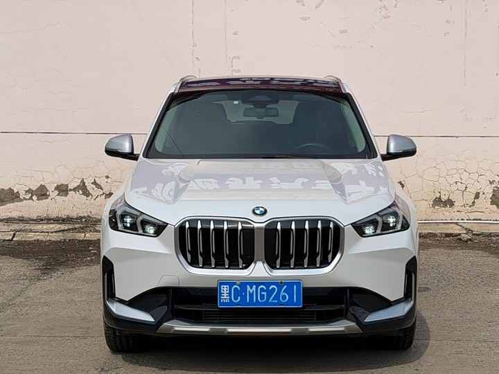 Фото 2 - BMW X1