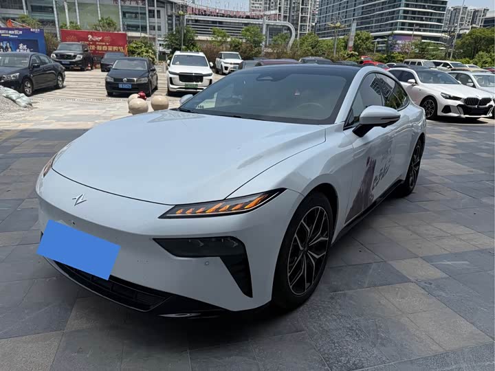 2026 Dongfeng Yipai eπ 007
