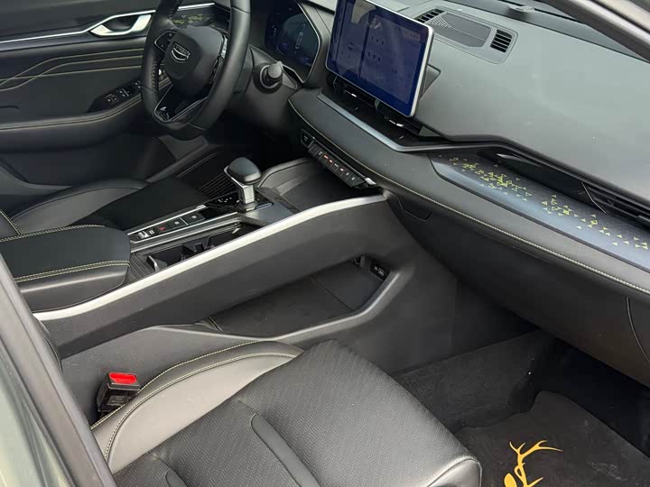Фото 7 - Geely Preface