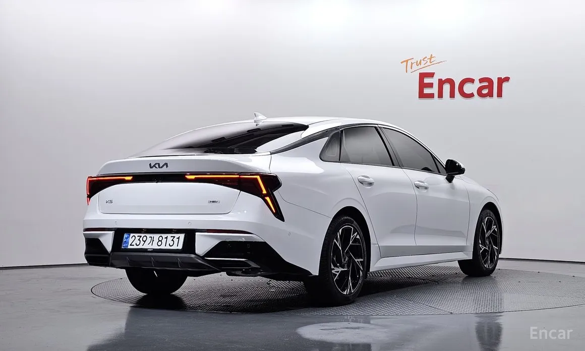 2023 Kia K5