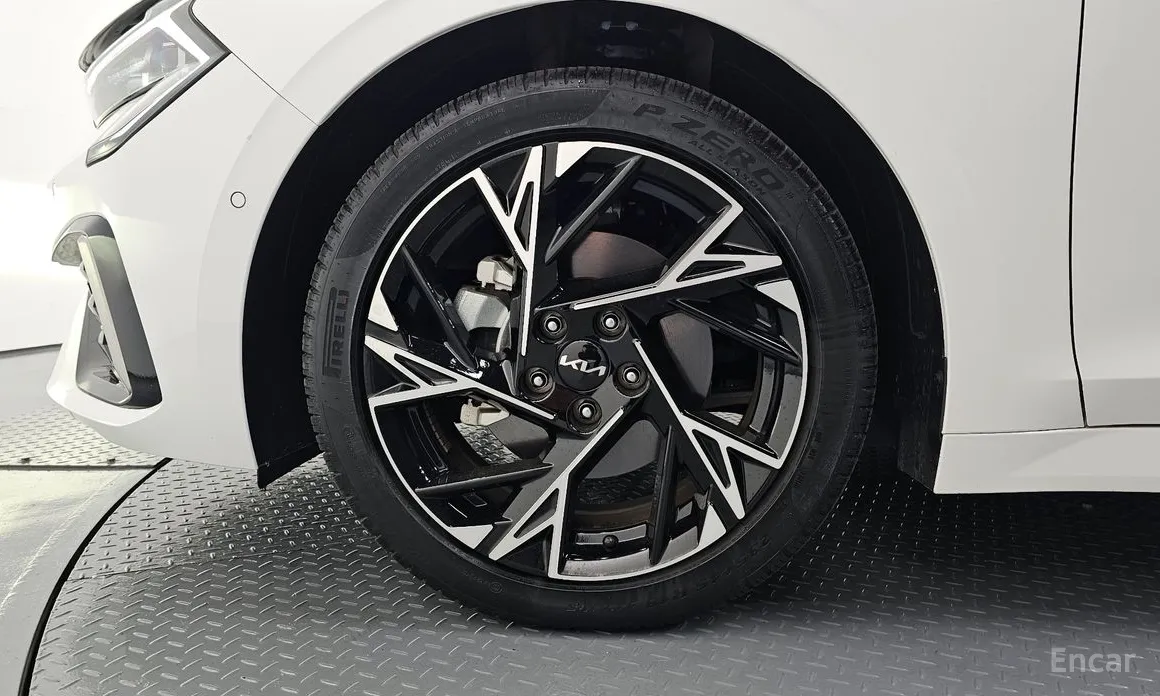2023 Kia K5
