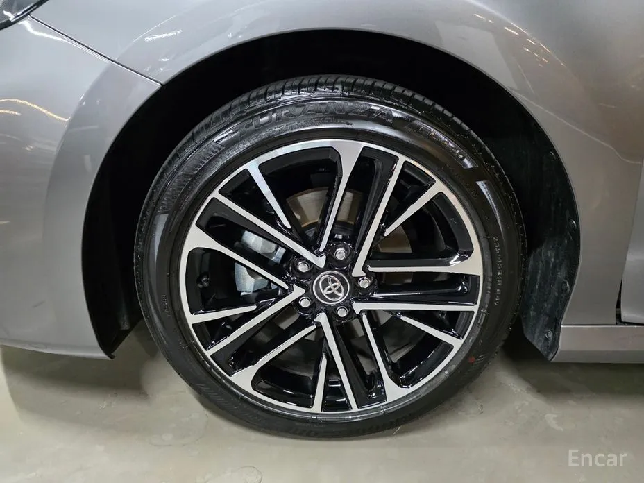 Toyota Camry 2024 2.5 XLE Hybrid
