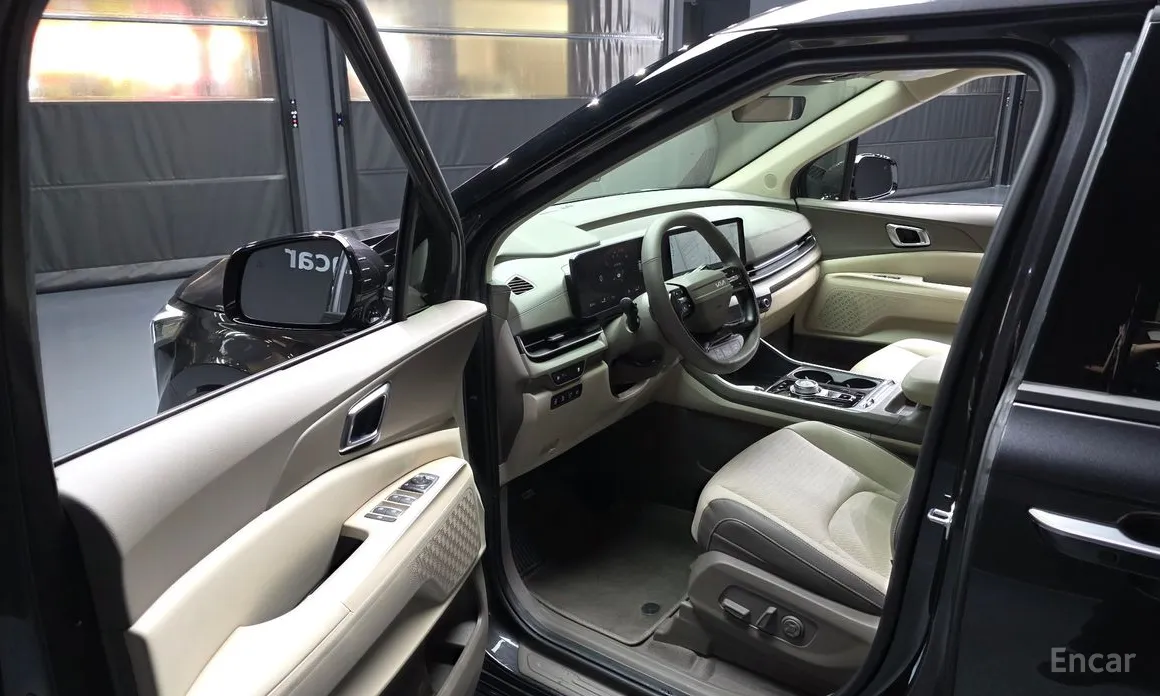 Фото 10 - Kia Carnival