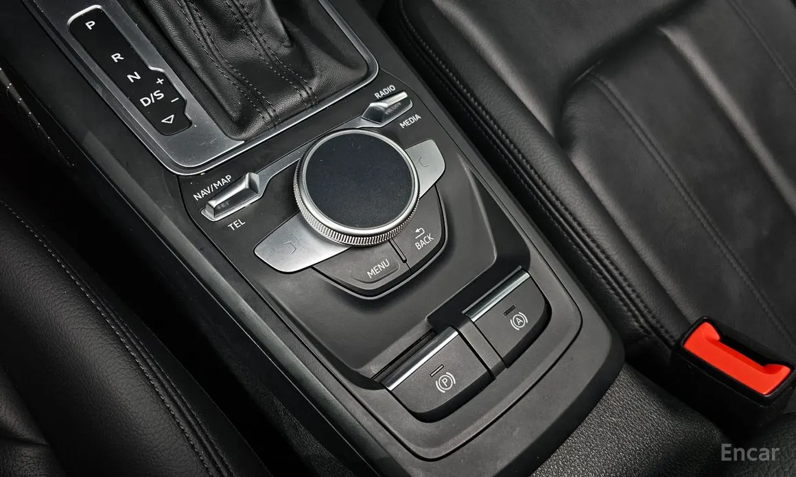 Audi Q2 2017 35 TDI Premium