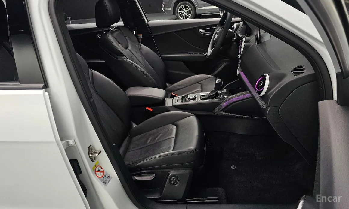 Audi Q2 2017 35 TDI Premium