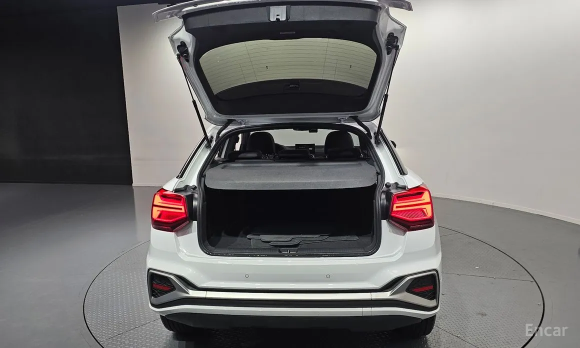 Audi Q2 2017 35 TDI Premium