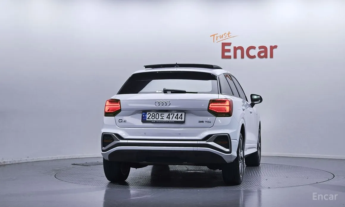 Audi Q2 2017 35 TDI Premium