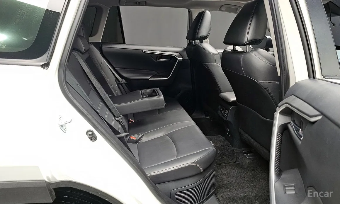 Toyota RAV4 2019 2.5 2WD Hybrid