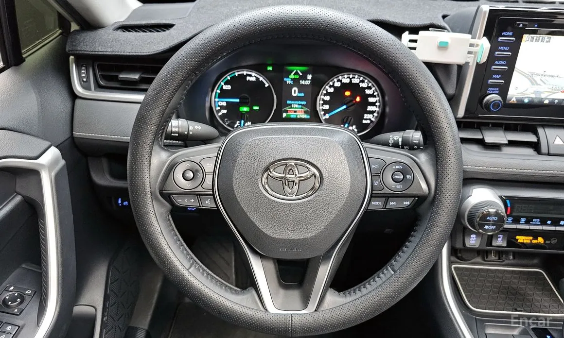 Toyota RAV4 2019 2.5 2WD Hybrid