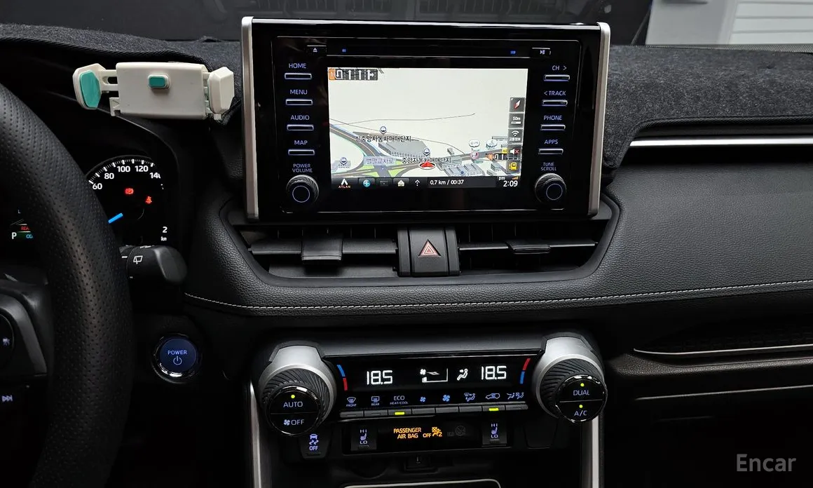 Toyota RAV4 2019 2.5 2WD Hybrid