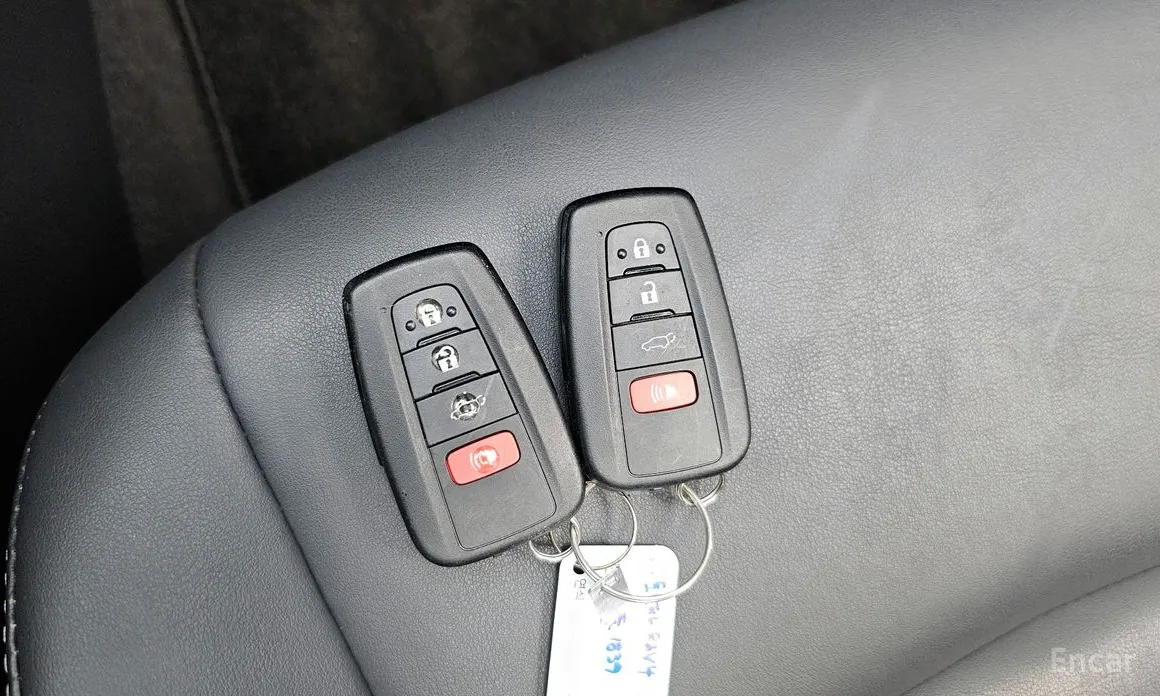 Toyota RAV4 2019 2.5 2WD Hybrid
