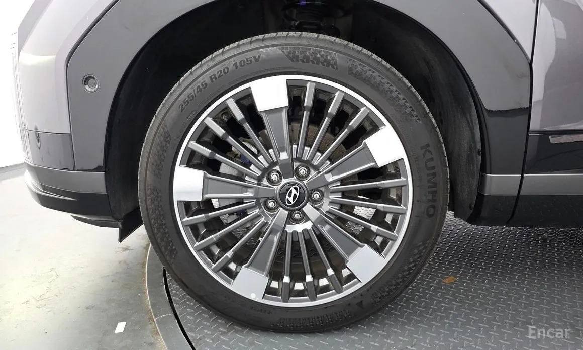 Фото 5 - Hyundai Santa Fe