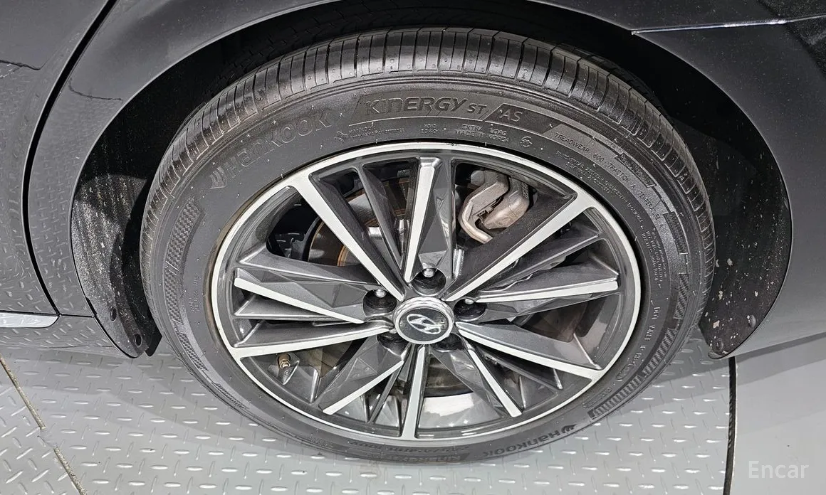 Фото 21 - Hyundai Grandeur
