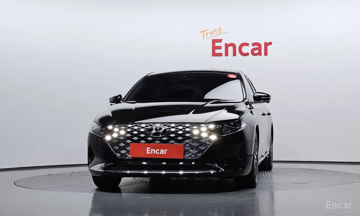 Фото 3 - Hyundai Grandeur