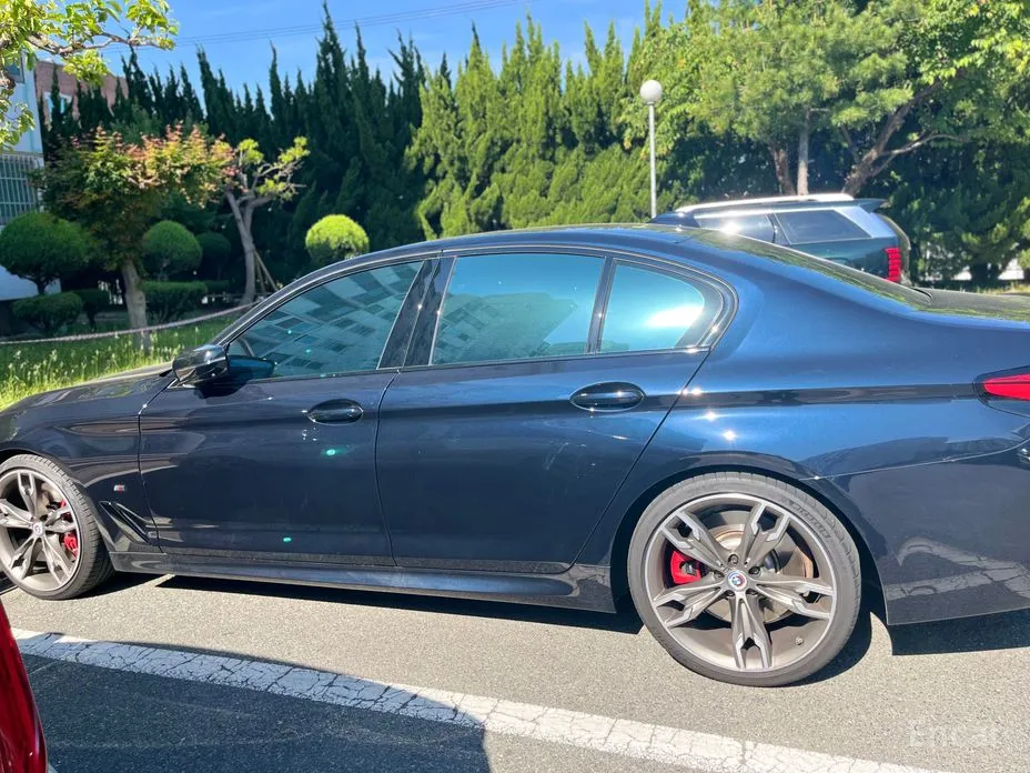 Фото 2 - BMW 5 Series