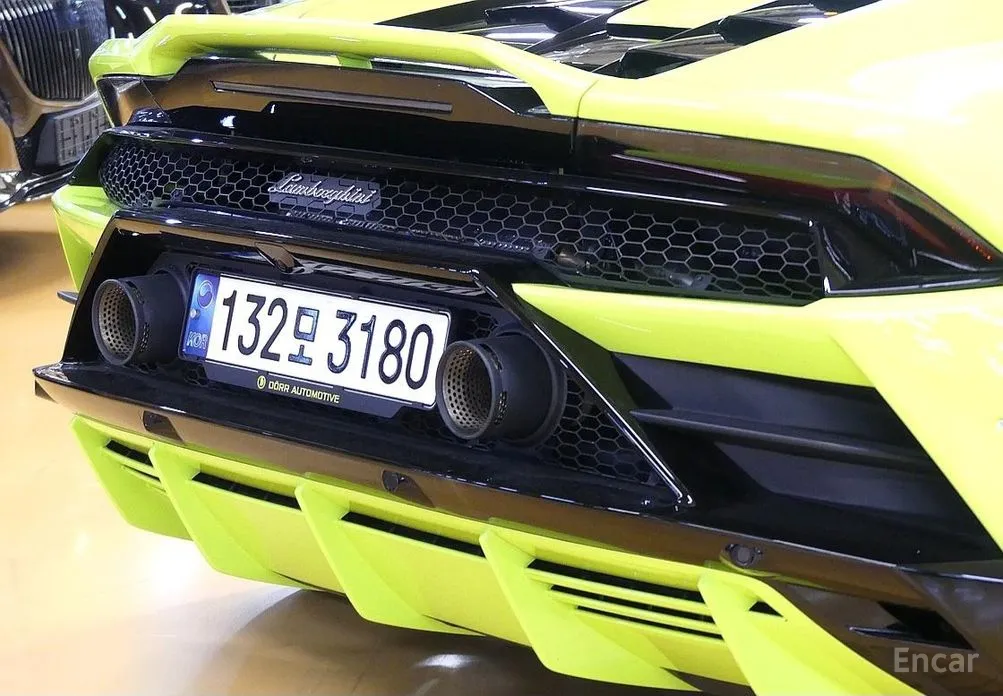 Фото 8 - Lamborghini Huracan