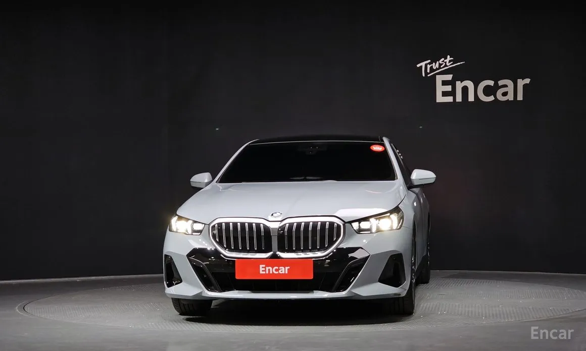 BMW 5 Series 2023 520i M Sport