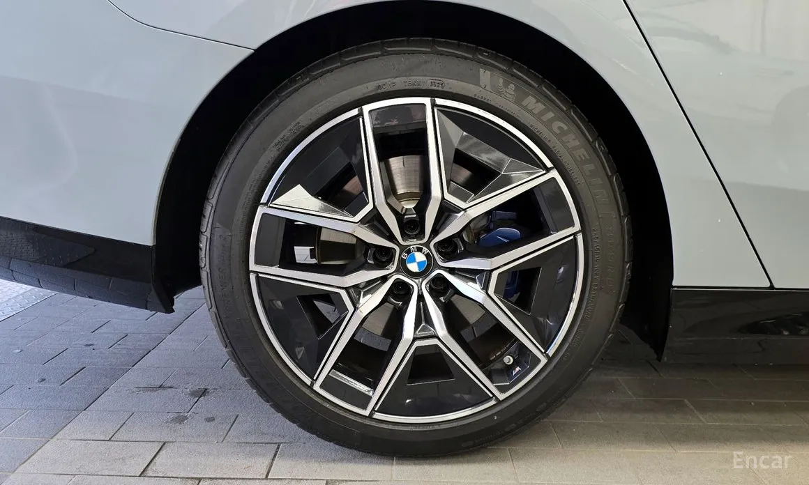 BMW 5 Series 2023 520i M Sport