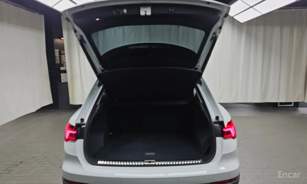 Audi Q3 2018 40 TFSI Quattro