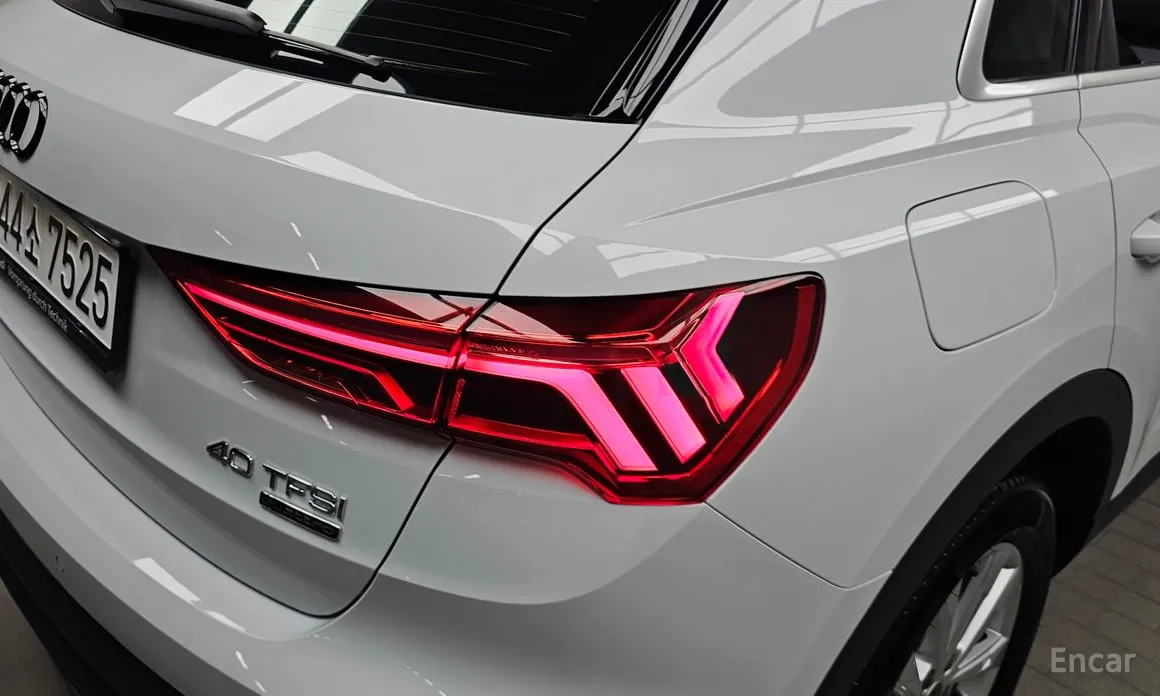 Audi Q3 2018 40 TFSI Quattro