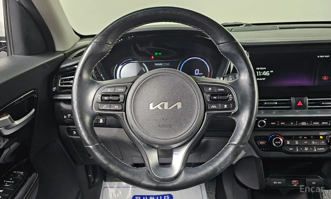 Фото 13 - Kia Niro