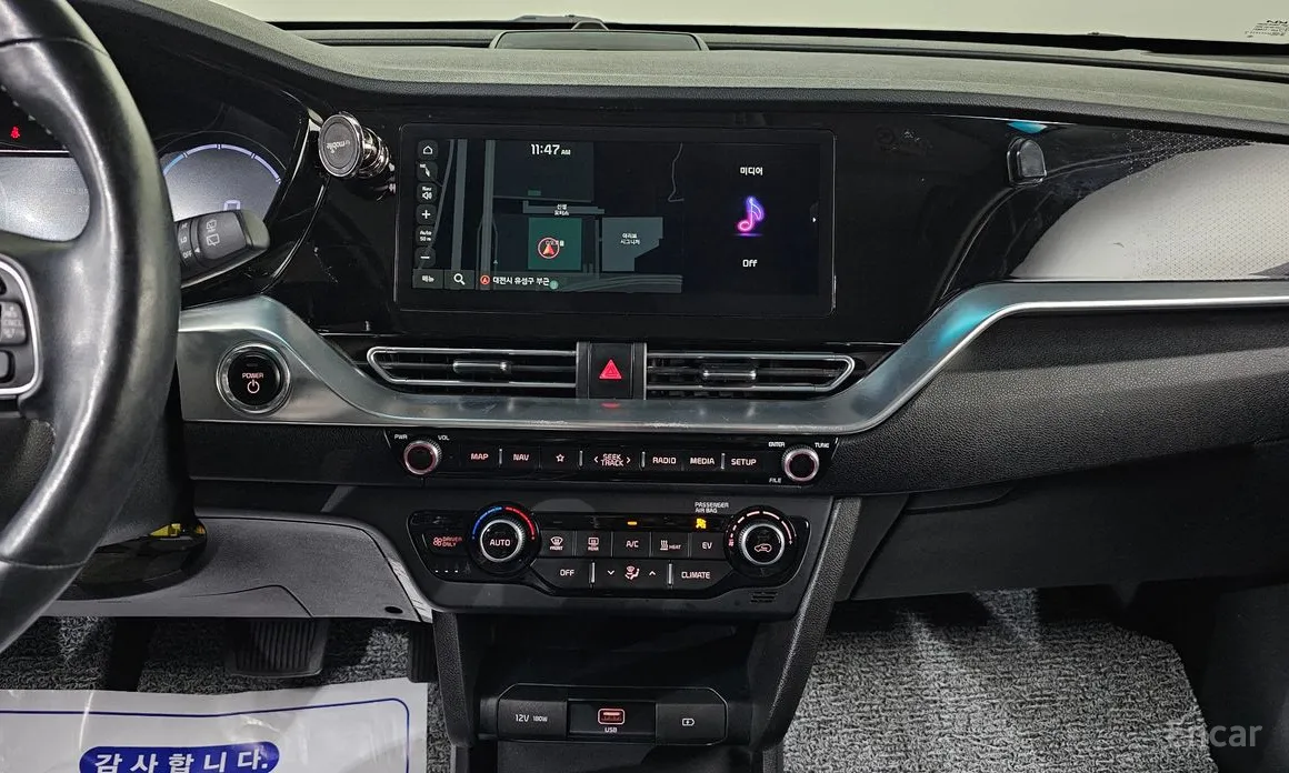 Фото 18 - Kia Niro