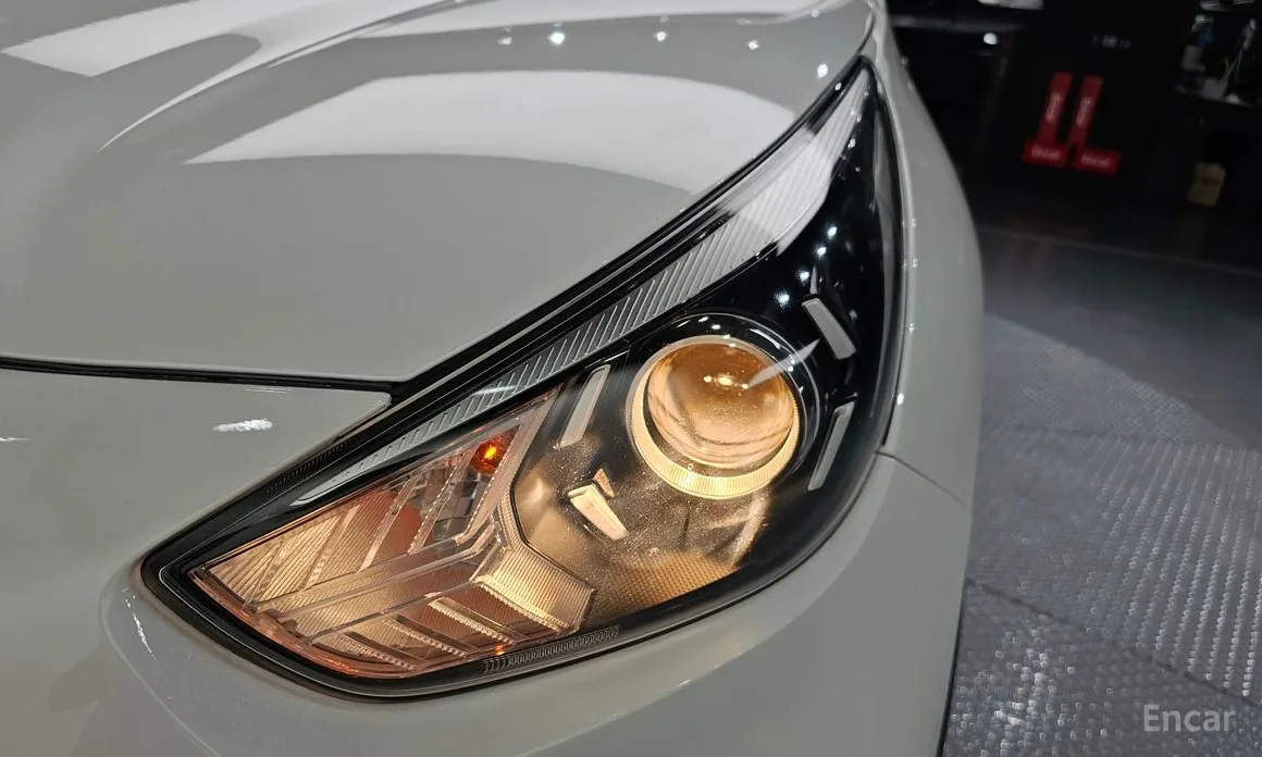 Фото 22 - Kia Niro