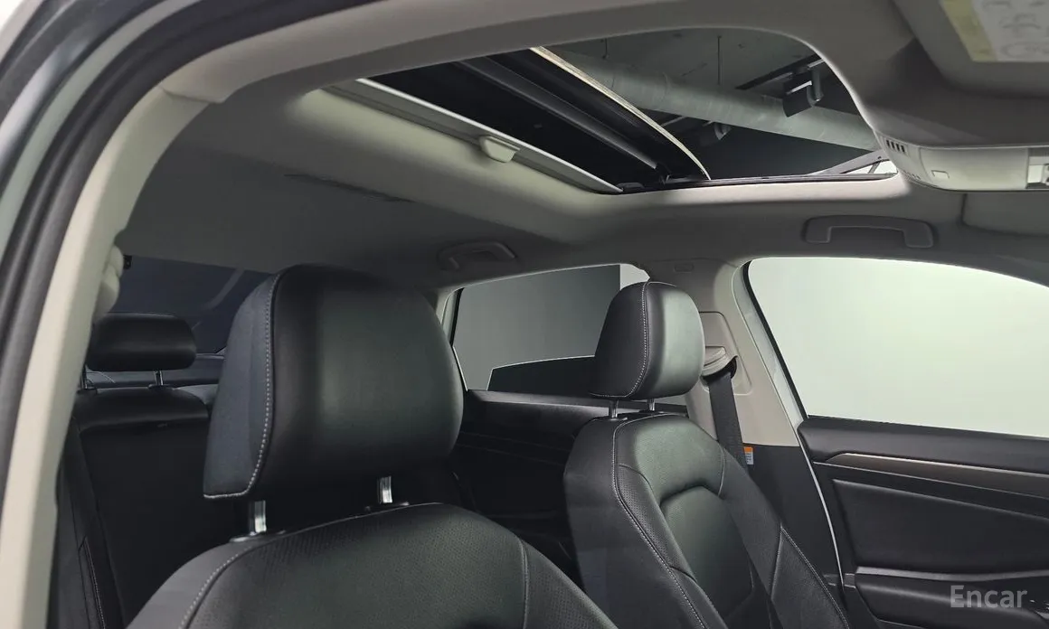 Photo 19 - Volkswagen Jetta