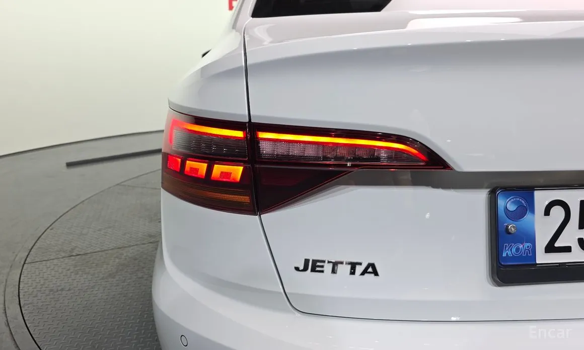 Photo 23 - Volkswagen Jetta