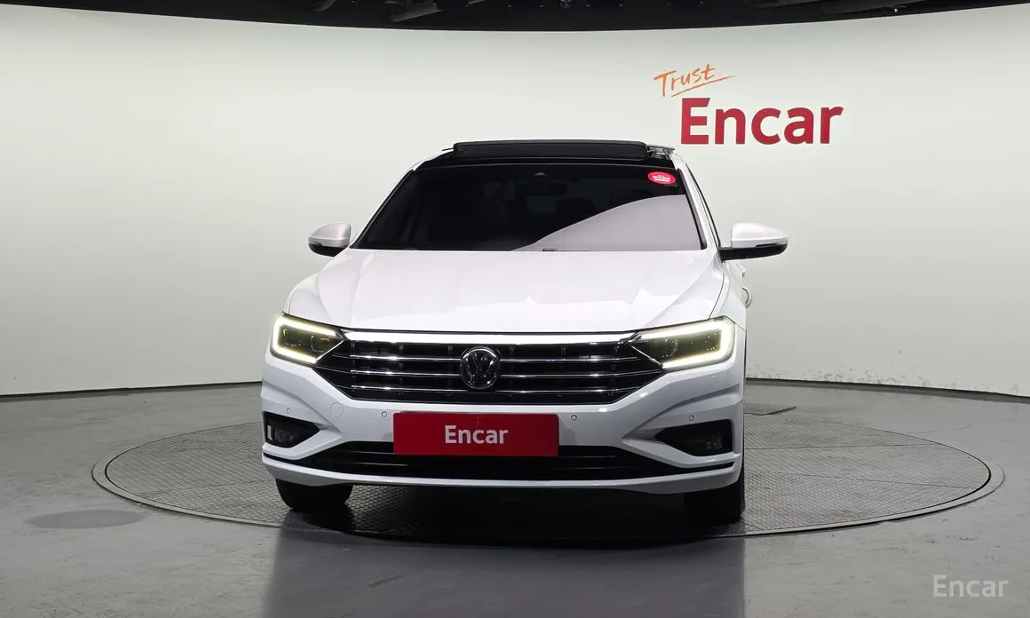 Photo 3 - Volkswagen Jetta