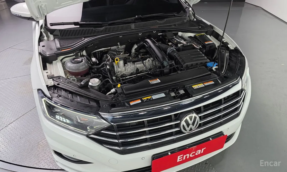 Photo 6 - Volkswagen Jetta
