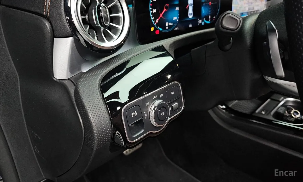 Mercedes-Benz CLA-Class 2020 CLA250 4MATIC