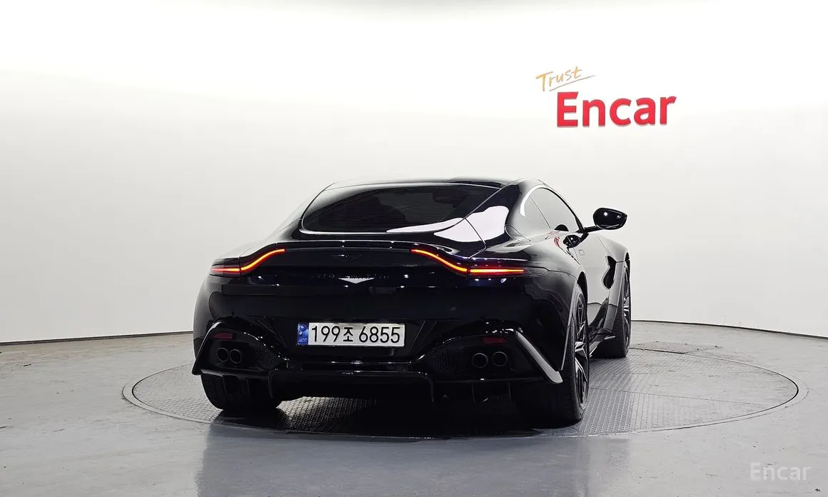Aston Martin Vantage 2018 4.0 V8 Coupe