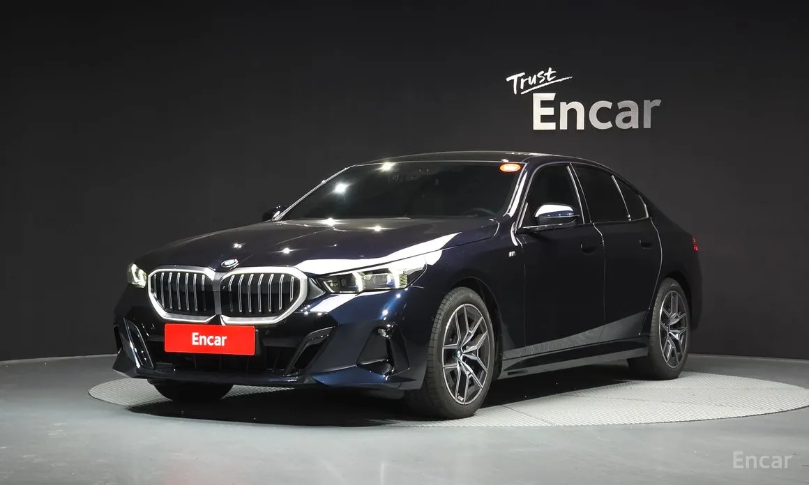 BMW 5 Series 2023 520i M Sport